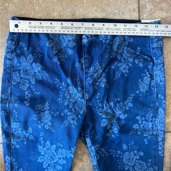 Free People Indigo Floral Flare Pants - Picture 9 of 14